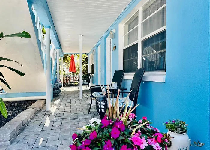 Tropical Blue Water Beachside 7 Apartment *