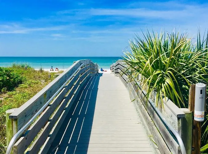 Apartment Tropical Blue Water Beachside 7 Clearwater Beach