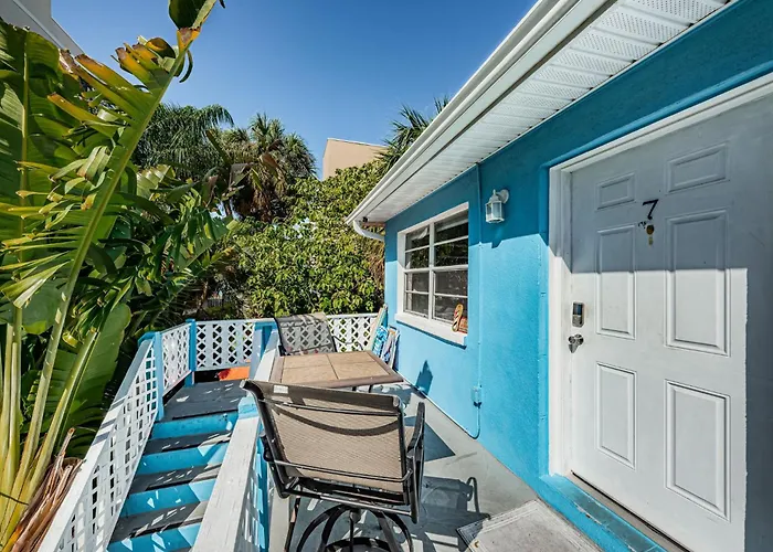 Tropical Blue Water Beachside 7 Apartment *